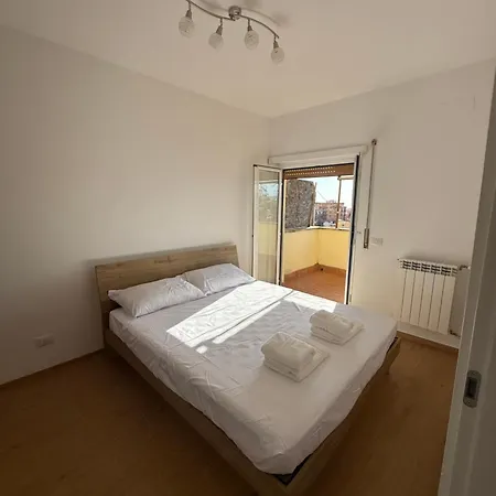 Ladihouse * Ladispoli